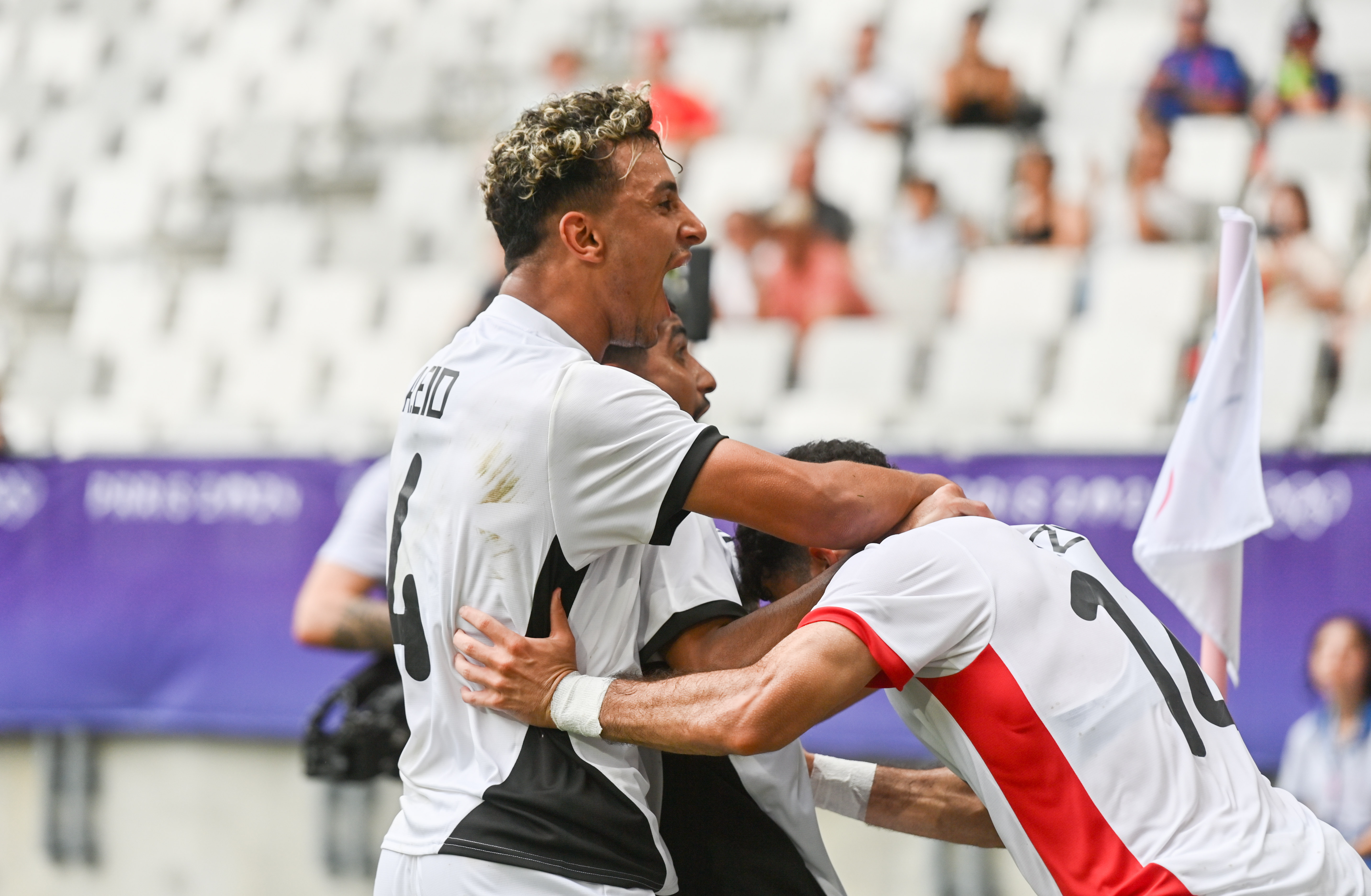 La joie des Egyptiens face &agrave; l'Espagne (Photo : Lo&iuml;c Cousin, Icon Sport)